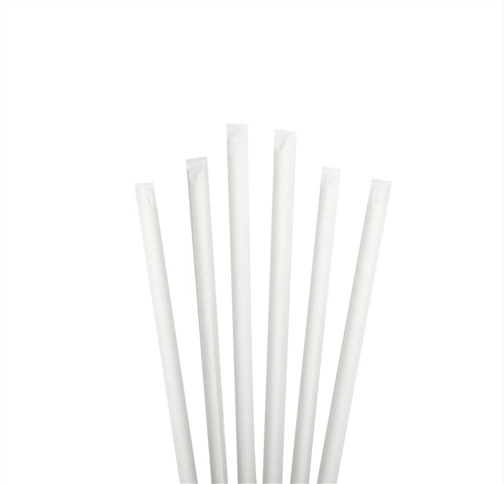 Kertas Putih Dibalut Straws